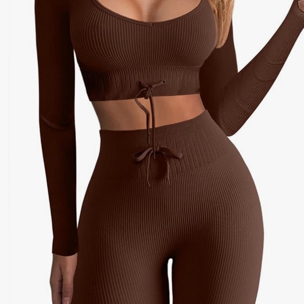 Workout set orange (brown set pic just to show style of set)